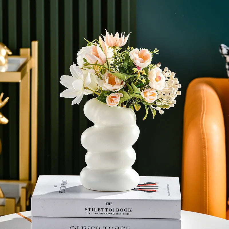 Plastic Spiral White Vase Nordic Flower Arrangement Container